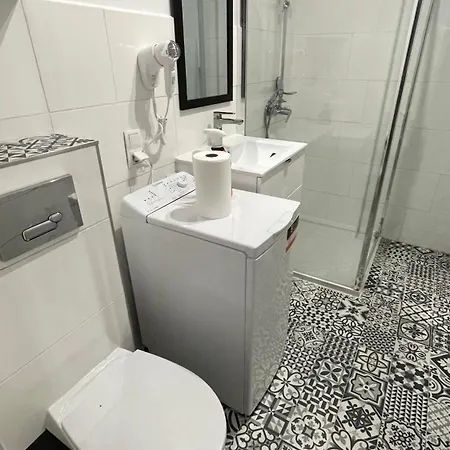 Przytulny 3, Self Check-in * Жешув